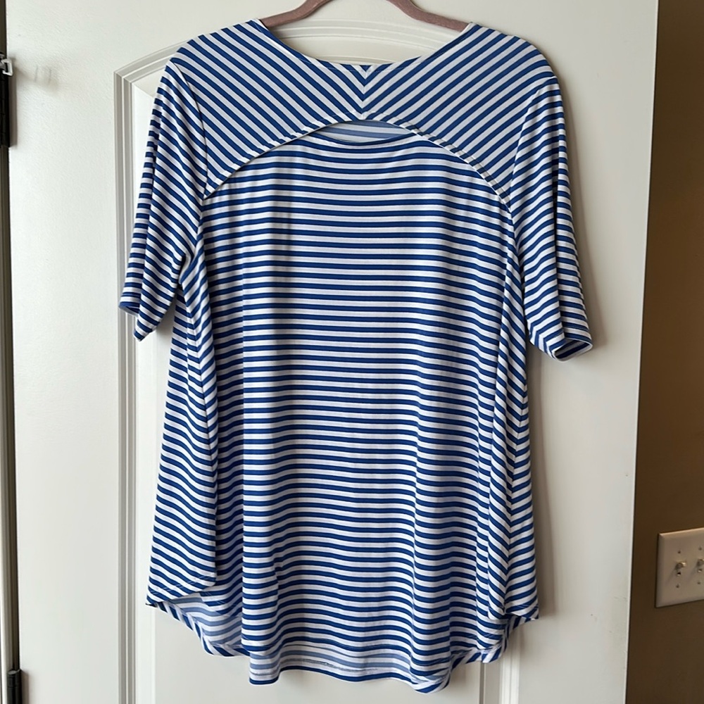 Chico’s short sleeved top- blue and white striped—size L